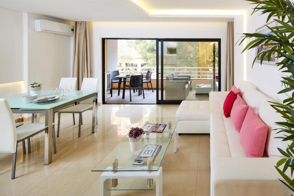 Apartamento MarinaMar Av. Da Marina – Edifício Marina – Lote H3 – 1ºandar – Porta 016 - Vilamoura, 8125-401 Vilamoura