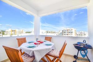 Appartement Apartamento Ohana 3 minutos da praia Urbanização Panasqueira,16, 7º andar 8365-149 Armação de Pêra Algarve