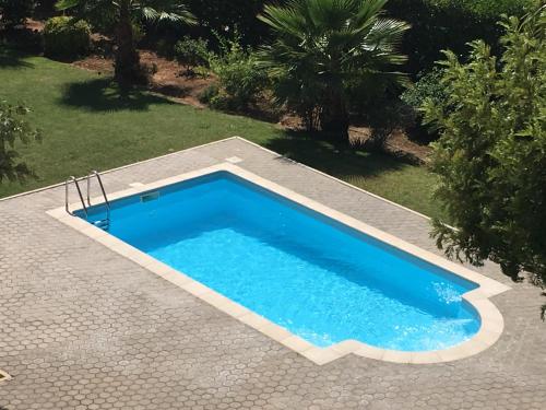 Apartamento perto praia, com Piscina