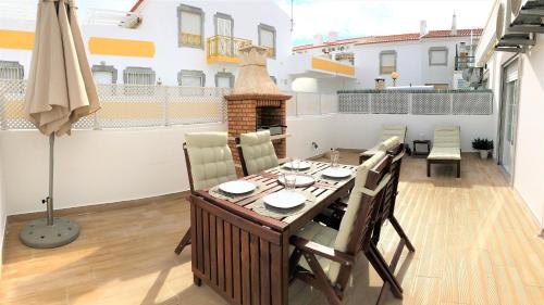 Apartamento Praia de Altura com Terraço, Barbecue, A/C e Wifi
