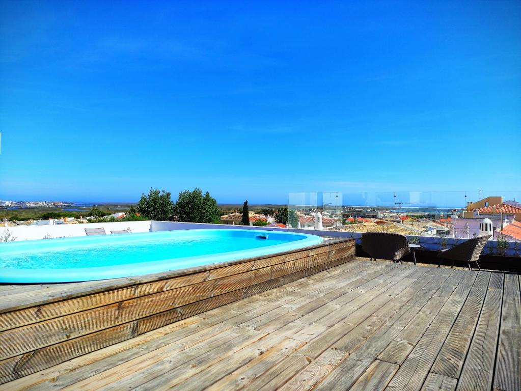 Apartamento Rooftop Montenegro 69 Rua Professor Doutor Egas Moniz RC esq, 8005-273 Faro