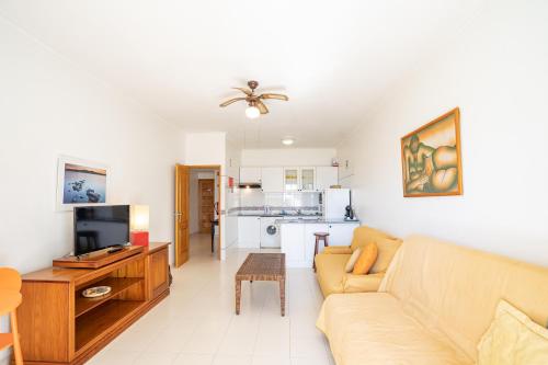 Apartamento Sra. da Rocha by Portugalferias