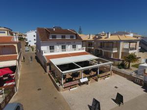 Apartamento T1 (2-4 per.)com Piscina, perto da Praia