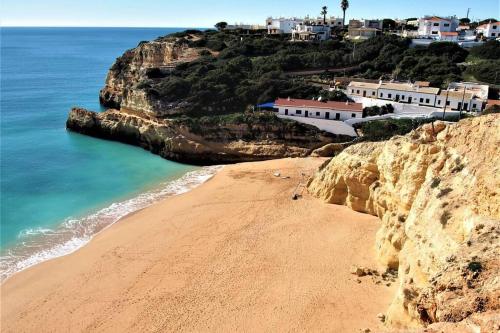 Apartamento T1 Carvoeiro c/piscina e a 300m Praia