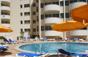 Apartamento T1 com Piscina e Vista mar - PRAIA DA ROCHA Portimão