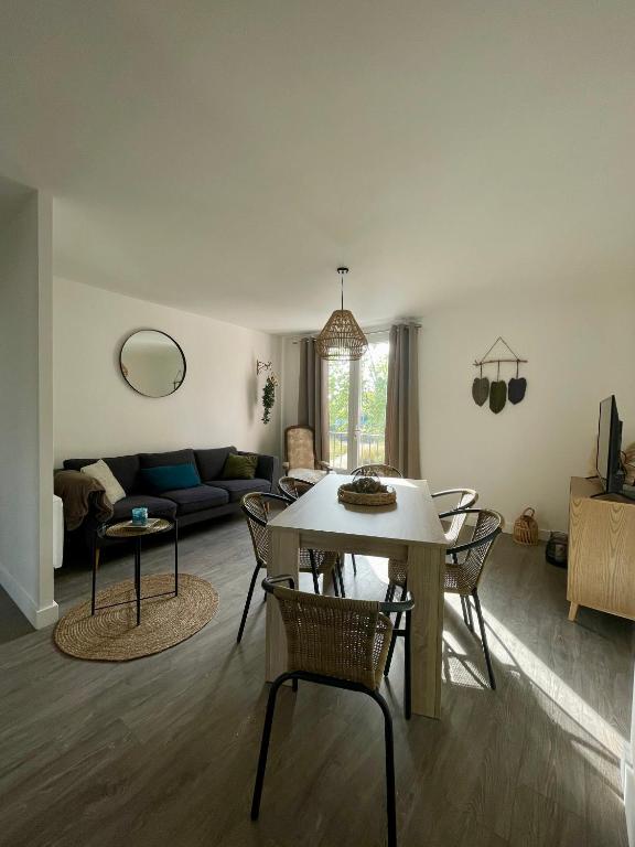 Apartamento T2 com Terraço grande