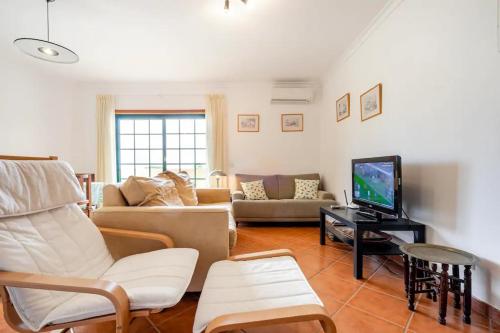 Apartamento T3 com estacionamento - Parque Natural da Ria Formosa, Olhão