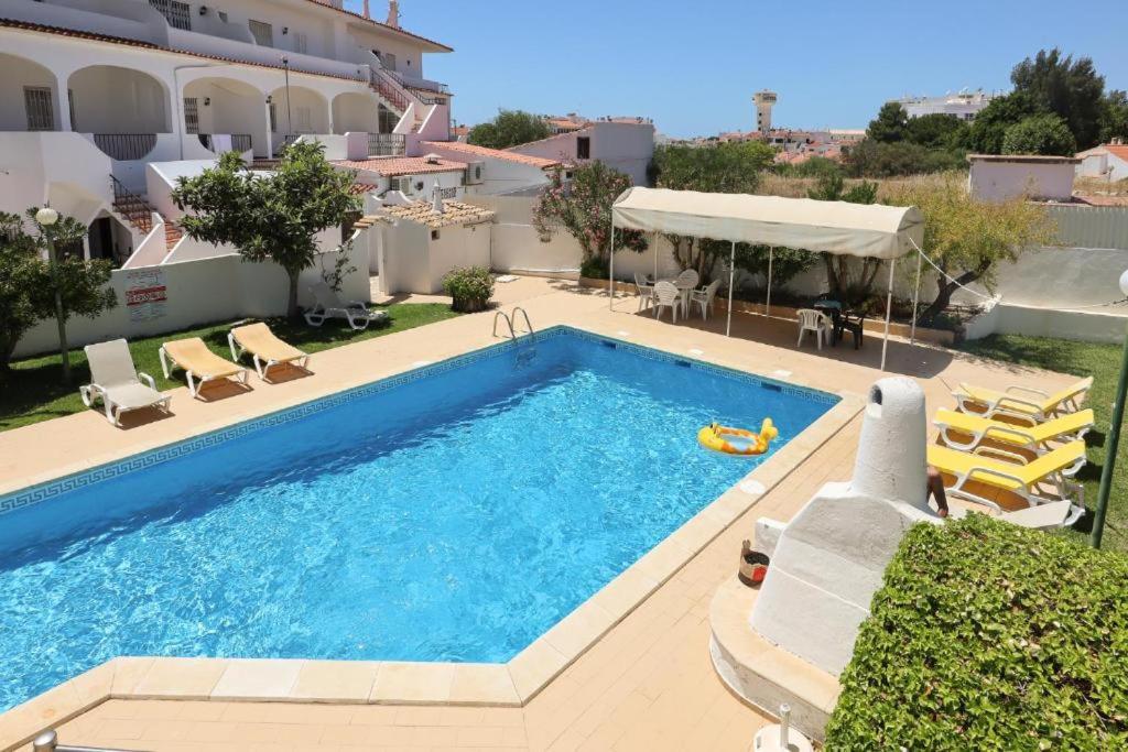 Apartamento V2 Pedro - By Bedzy Rua Alexandre Herculano, 8200-271 Albufeira
