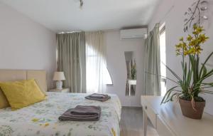 Appartement Apartamento Valencia Avenida Sá Carneiro, Edificio Valencia Apartamento 3N 8125-148 Quarteira Algarve