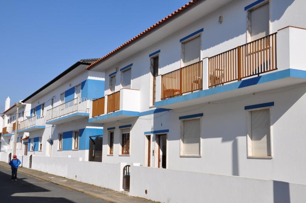 Apartamentos Campos 1 Rua da Farmaçia Nº 11, 7520-437 Porto Covo