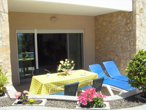 Apartamentos Pomba Branca