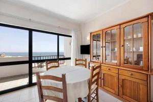 Apartamentos Torre da Rocha frente ao mar