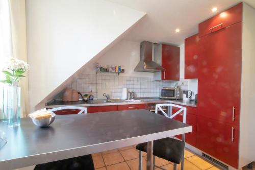 Aparthotel Generous 3 Room Apartment