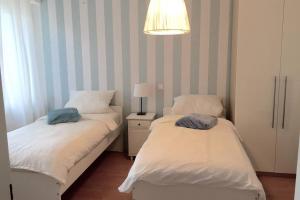 Appartement Apartment 120 qm -3 Schlafzimmer-2 Bäder- für 7 Gäste 18 Heesenstraße 40549 Düsseldorf Rhénanie du Nord - Westphalie