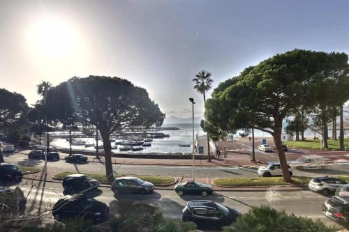 Apartment 2 bedroom Bijou Plage Cannes Croisette