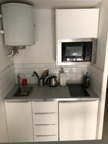 Apartment 22, le Capitaine