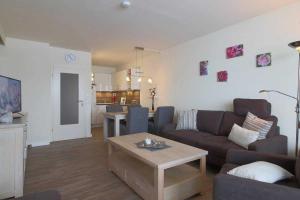 Apartment 328