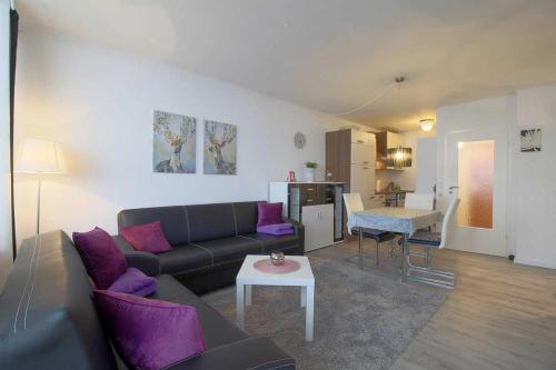 Apartment 472
