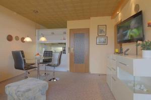 Apartment 481