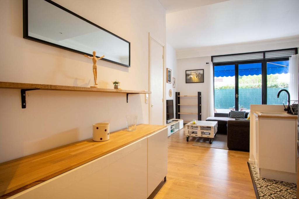 Apartment 5 minutes from the tram and 10 minutes from the sea 75 avenue de la lanterne, 06200 Nice