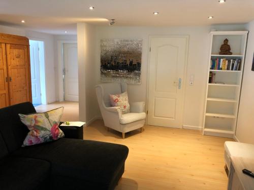Apartment 5