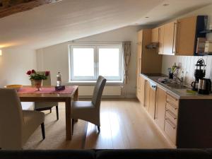 Apartment 5
