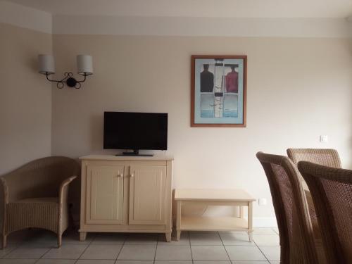 apartment 50m from the beach