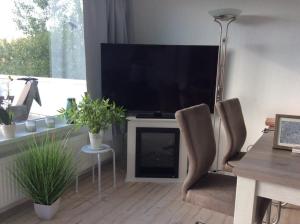 Apartment 649