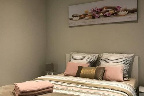 apartment (80m2) 3 bedrooms (up to 8 pers) town centre Menton