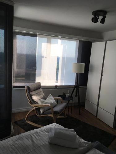 Apartment 9, OG 23