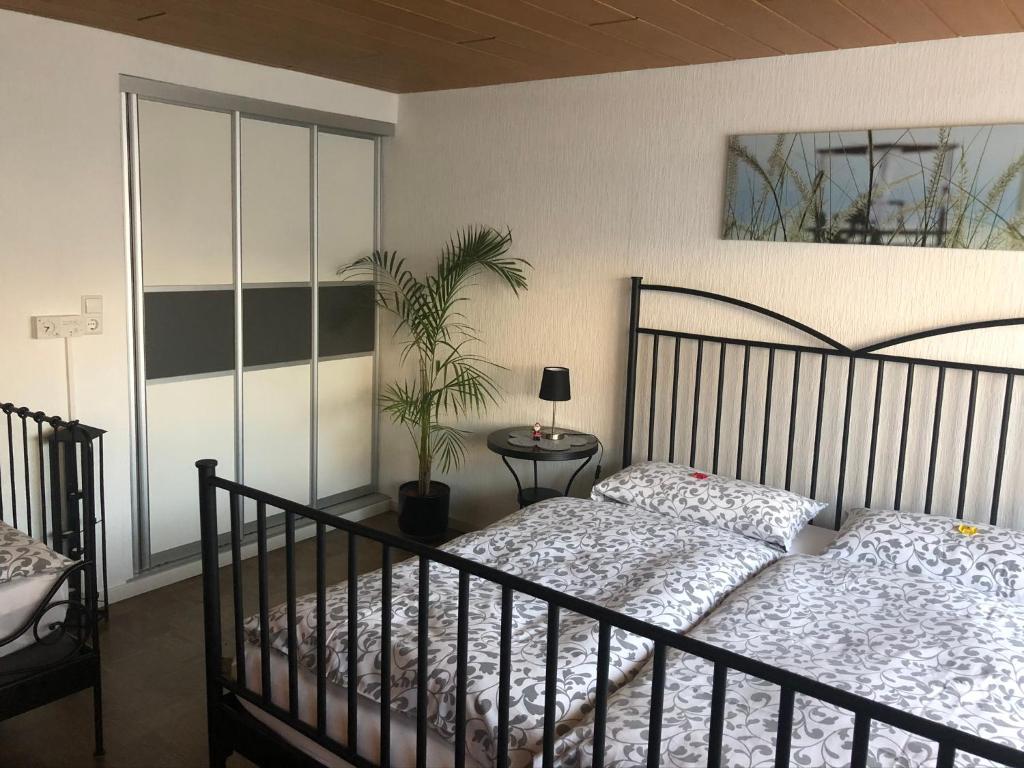 Apartment Andy & Gabi Zugang über Weilgartenstr. 15/1, 73765 Neuhausen auf den Fildern
