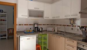 Apartment at Praia Paredes de Vitória by book yourholiday pt