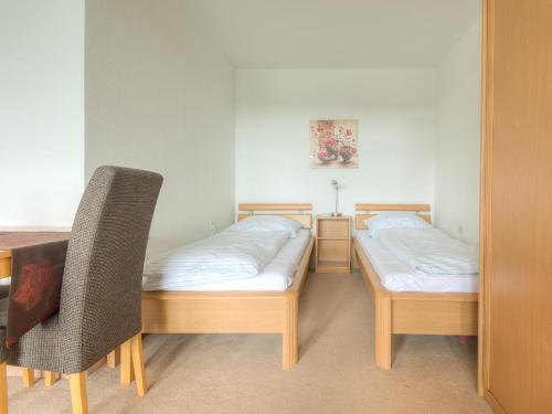 Apartment B603