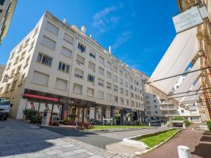 Apartment Bellevue Clemenceau-2