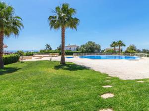 Apartment By the sea
