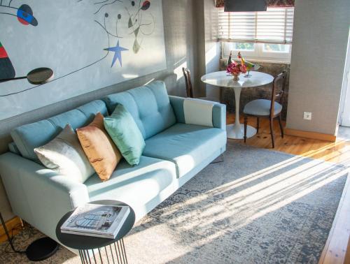 Apartment by the Sea