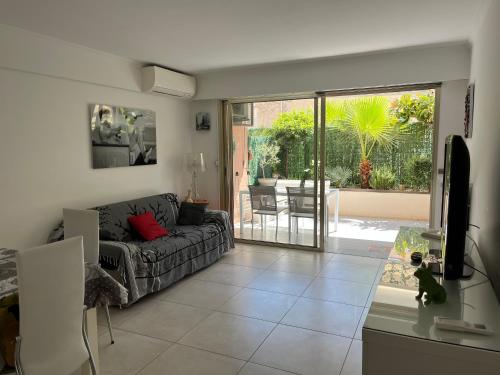 Apartment Cannes Rico Beach