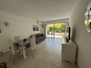 Appartement Apartment Cannes Rico Beach 2 Rue du Golfe Juan 06400 Cannes Provence-Alpes-Côte d\'Azur