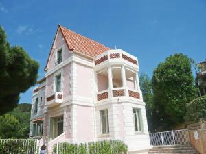 Apartment Castel Haussmann-1