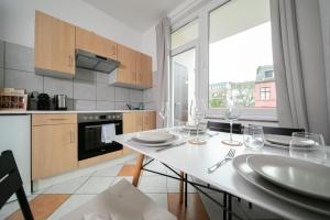 Apartment - Central - Balcony - Fair in 10 minutes