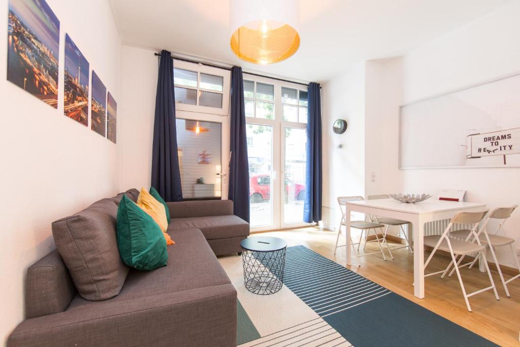 Appartement Apartment Cheers am Körnerpark 23 Schierker Straße 12051 Berlin