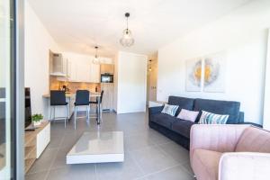 Apartment close to the Old Town and the lake