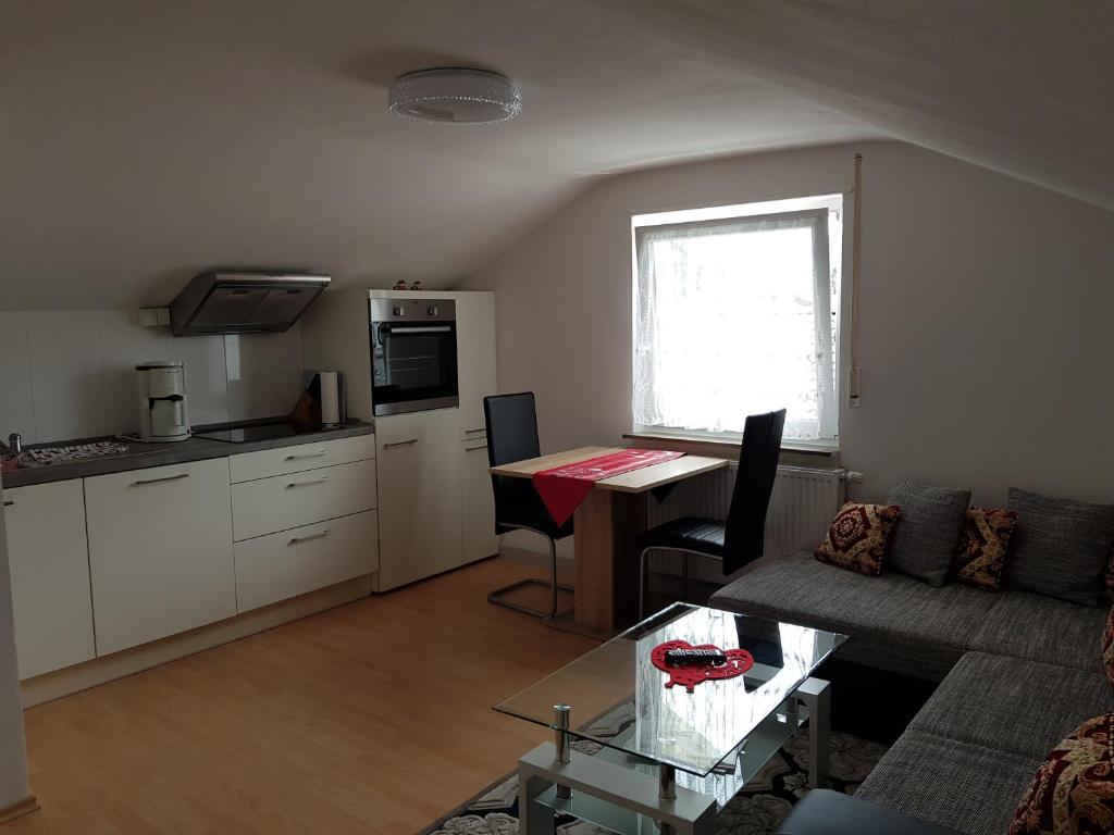 Apartment Debi Knöringenstraße 7, 87629 Füssen