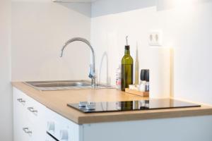 Apartment direkt am Hafen - mit UHD TV und Netflix