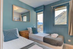 Apartment Fermes du Montenvers B2- Alpes Travel - Central Chamonix (sleeps 4-5)