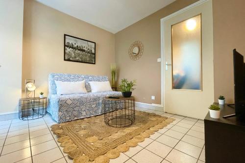 Apartment for 4 person 3min walk to GEMTramGare #C1