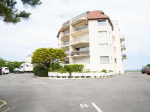 Apartment Gulf Stream
