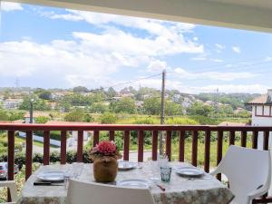 Apartment Hego Alde