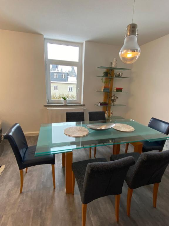 Apartment im Grünen 2 Konsumgenossenschaftsweg, 09350 Lichtenstein