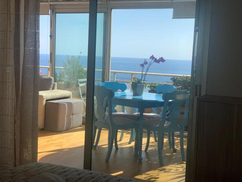 Apartment in Beausoleil with beautiful sea view